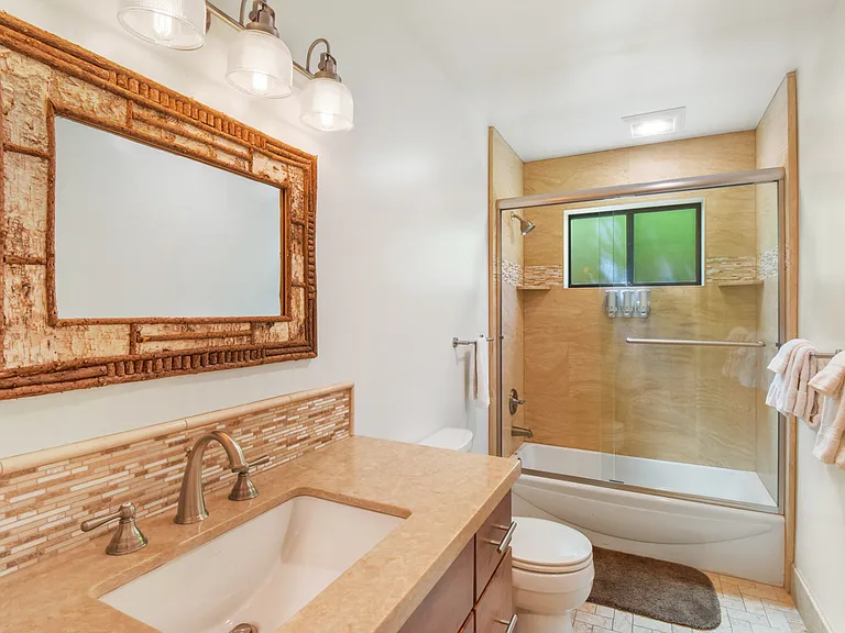 9833 Yacht St — Photo 24