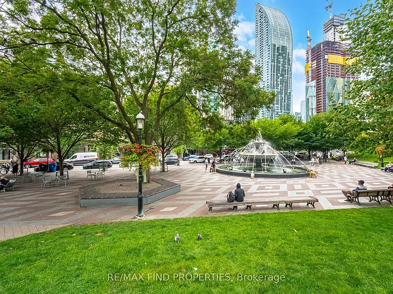 30 Wellington St E #901 — Photo 50