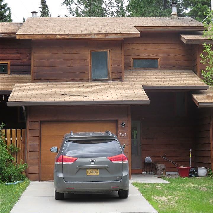 1st image of 567 E 8th Ave