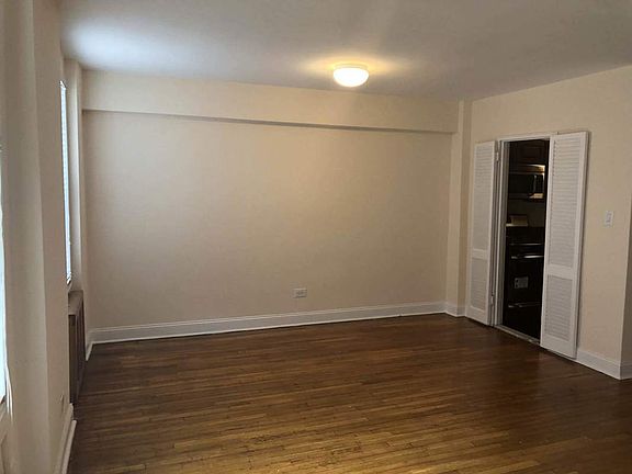 2nd image of 14210 Roosevelt Ave APT 324