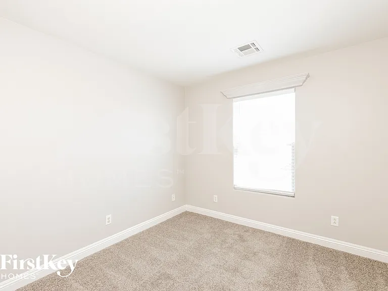 2046 Peacemaker Rd — Photo 13