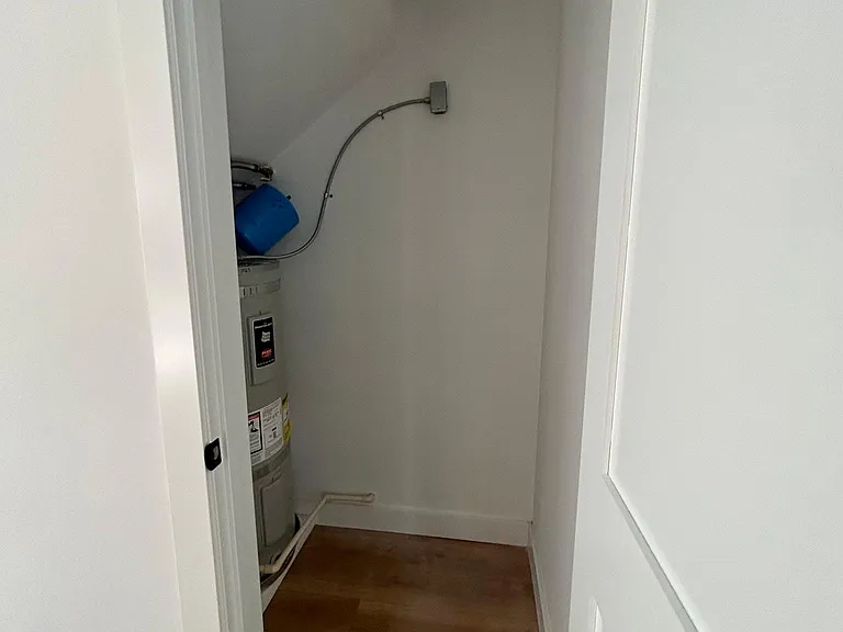 3508 NE 134th St — Photo 10