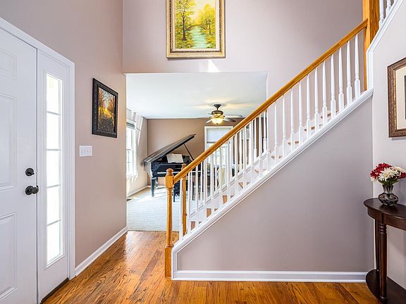 2nd image of 1705 Cumberland Dr