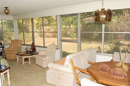 3rd image of 1415 Morrow Dr
