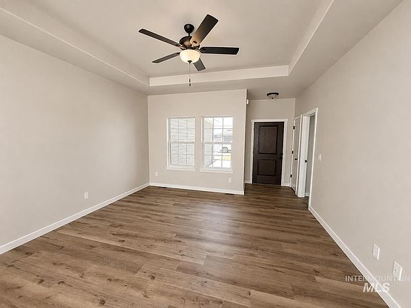 5th image of 939 Quartz Rd
