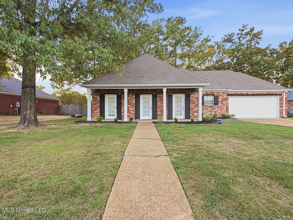 1st image of 1007 Riverchase North Dr