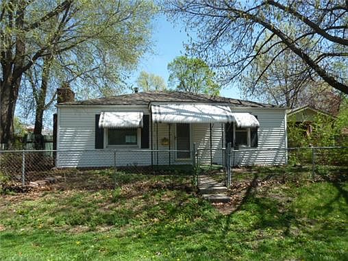 1st image of 815 S Boeke St
