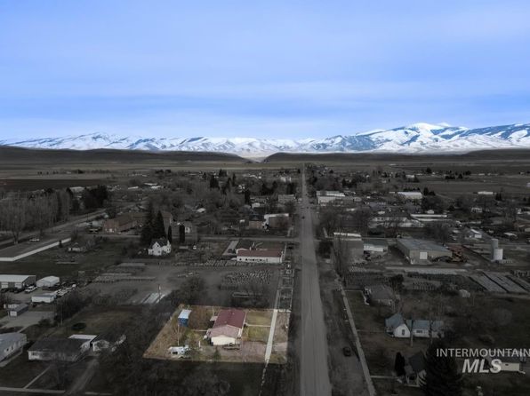 255 W Main St, Oakley, ID 83346