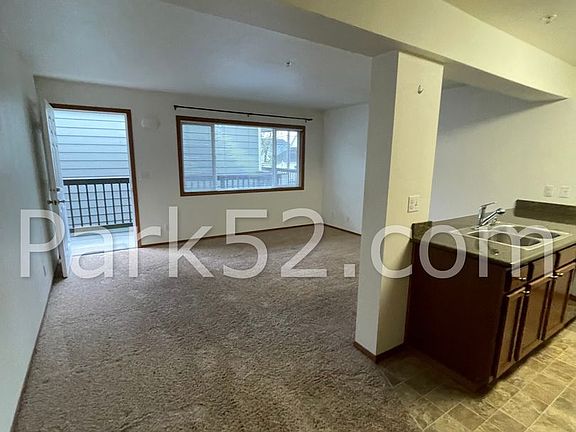 3rd image of 630 N Prospect St #14