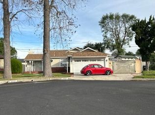 16427 Kinzie St, North Hills, CA 91343