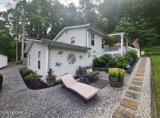 825 County Road 82, Athens, TN 37303