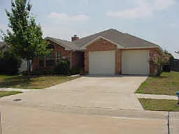 2331 Brookview Dr — Photo 1