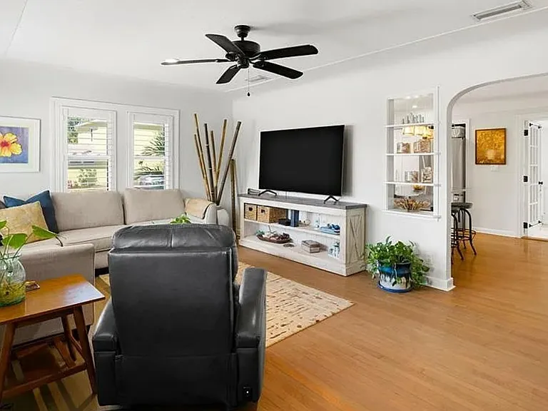Living room with furniture (archival photo)