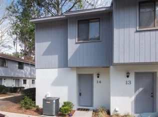 3600 SW 19th Ave APT 14D, Gainesville, FL 32607