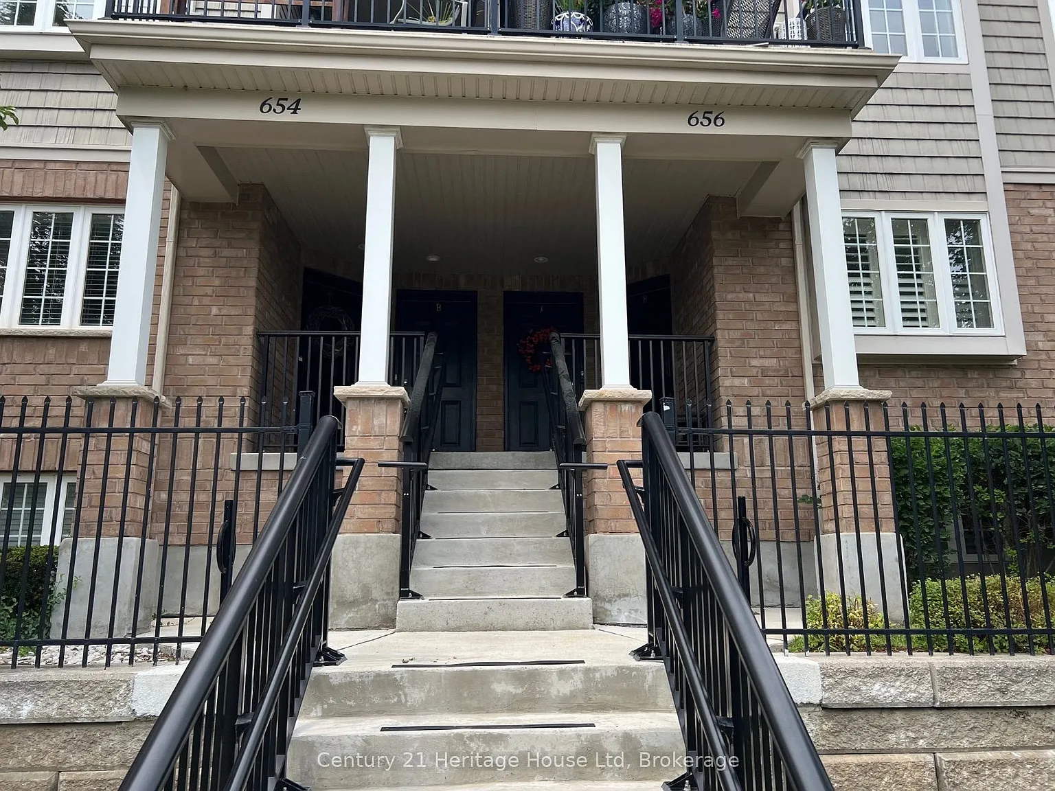 2 bed, $2,550 — Photo 2