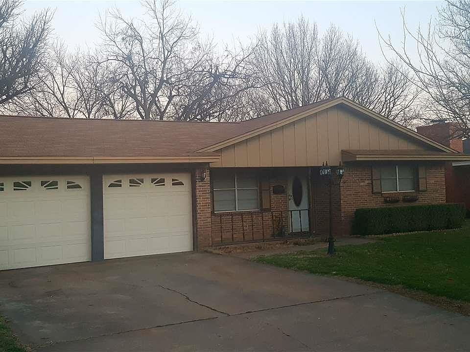 1st image of 805 Mimosa St