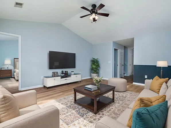 116 Mockernut Dr, Ladson, SC 29456