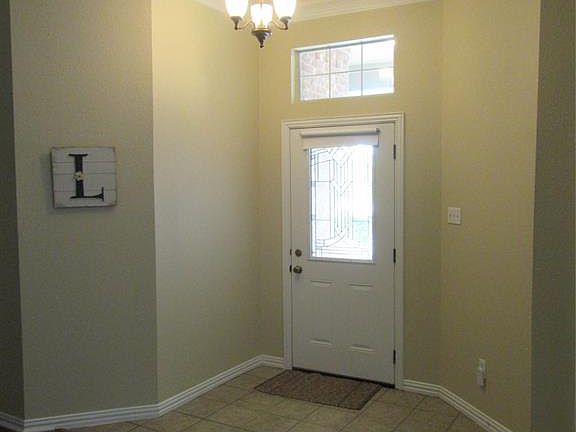 2nd image of 646 W Park Dr