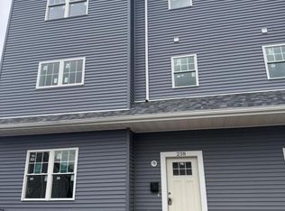 238 Beattie St, Fall River, MA 02723