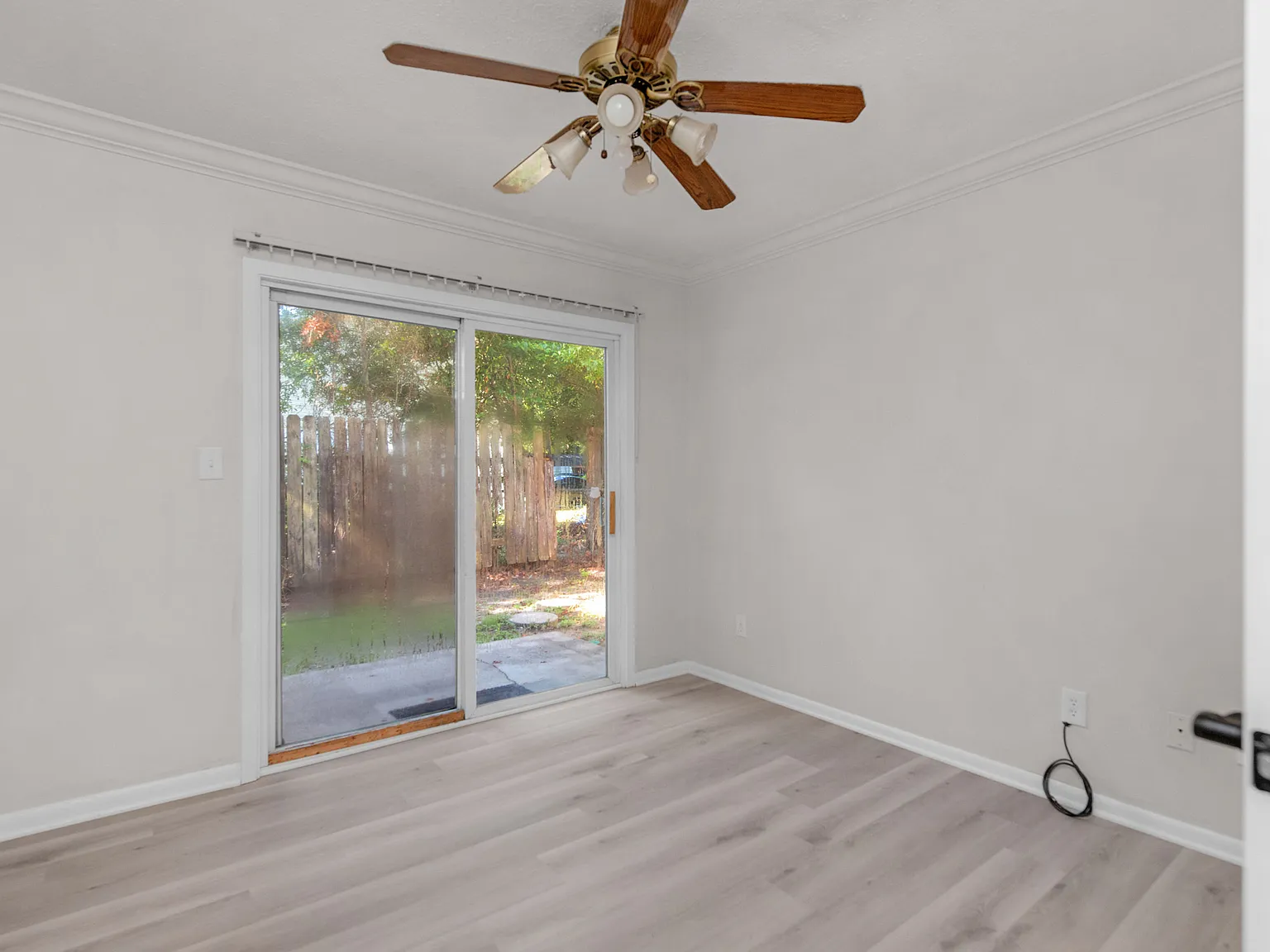 2 bed, 850 sqft, $1,525 — Photo 4