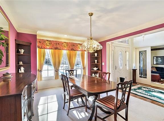 4th image of 54350 Royal Troon Dr
