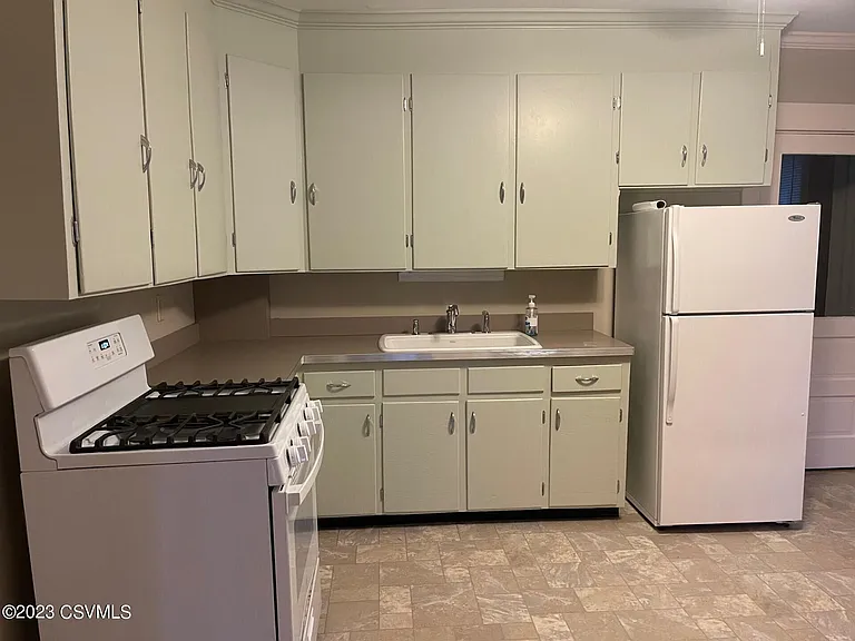 207 W Snyder St — Photo 8