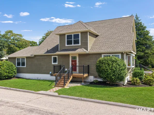 27 Mystic Avenue, Stonington, CT 06379