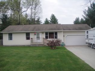 571 W Daniels Rd, Twin Lake, MI 49457