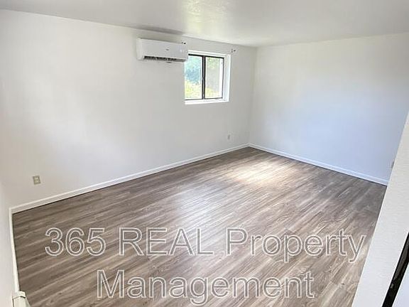 5th image of 216 14th St #C