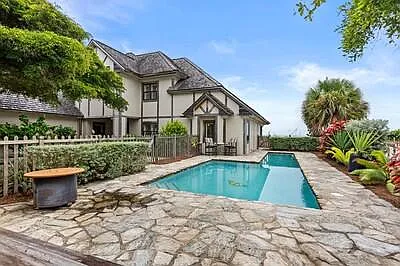 965 Pebble Ln Photo 1