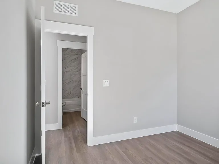 9 Slatington Pl #B — Photo 12