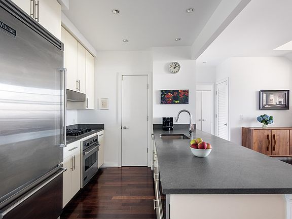 3rd image of 1 Hanson Pl APT 15k
