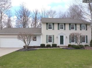 10271 Barchester Dr, Painesville, OH 44077