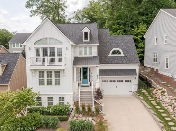 465 East St, Northville, MI 48167