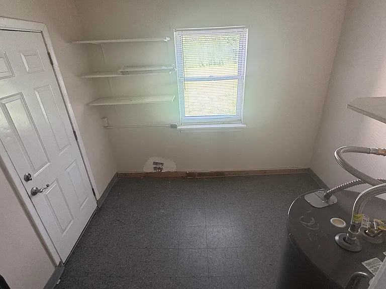 410 Beulah Rd — Photo 5