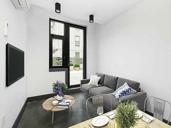 2nd image of 4 W 128th St #1D