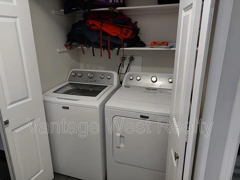 1165 Wintergreen Dr — Photo 13