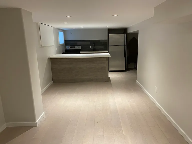 Park Row S — Photo 9