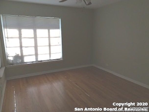 2nd image of 831 Rittiman Rd