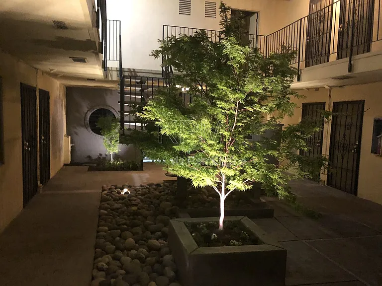843 N Yosemite St #112 — Photo 14