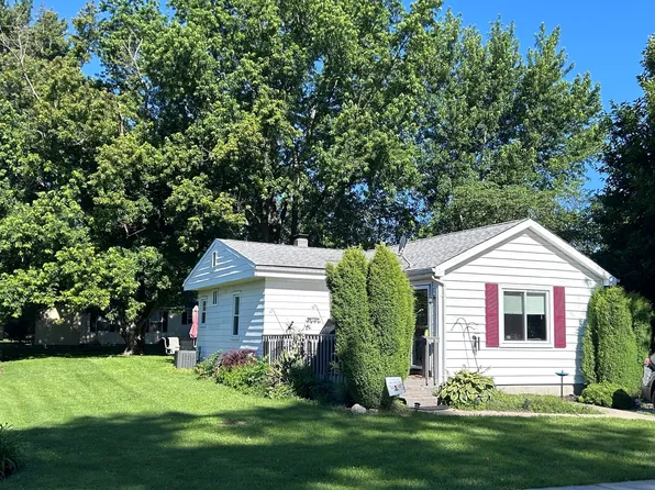 424 2nd St, Wilkinson, IN 46186