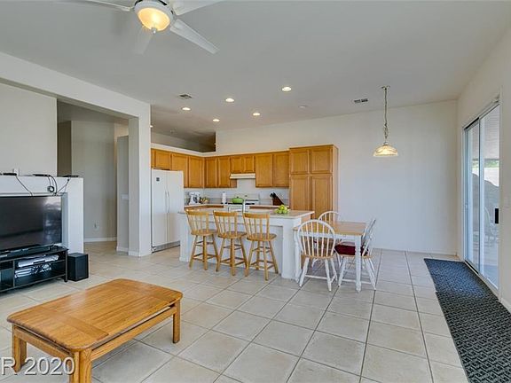 3rd image of 188 Emerald Mountain Ave