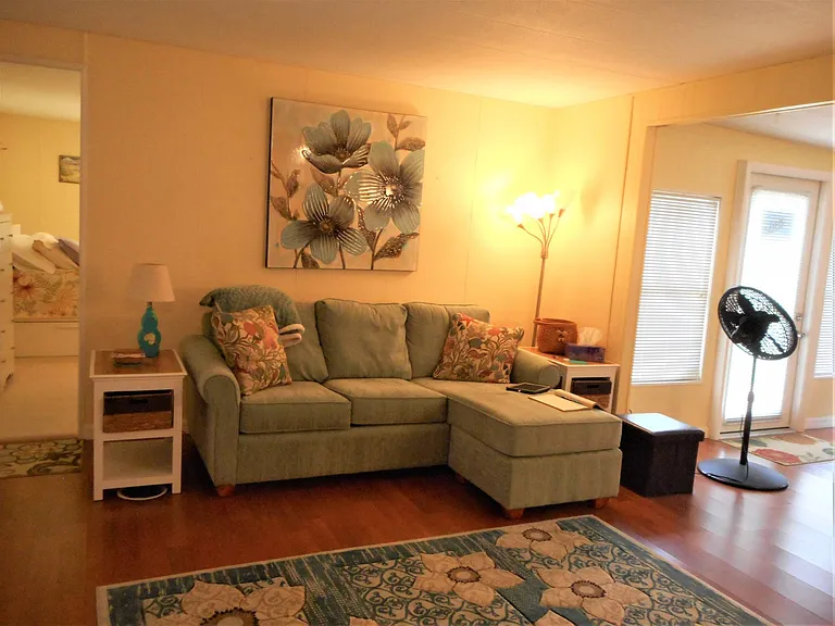 29 Rose Dr — Photo 5