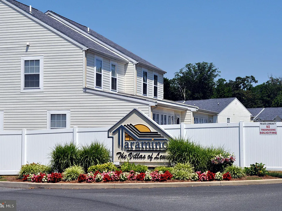 17380 Taramino Pl #11