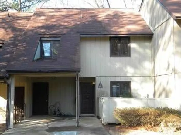 922 Cedar Crk S, Marietta, GA 30067