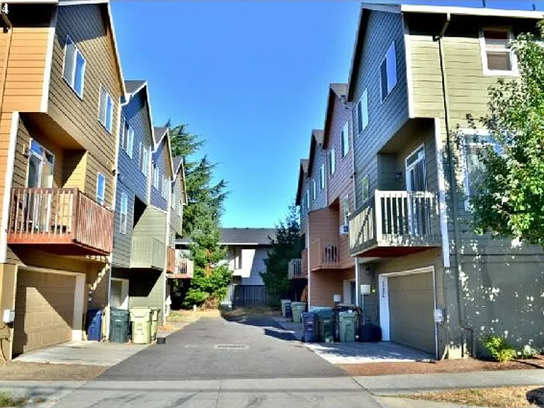 17372 SW Donald Ct — Photo 6