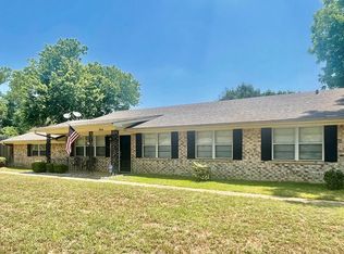 1814 N Link St, Palestine, TX