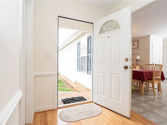 4th image of 2365 Joshua Ln