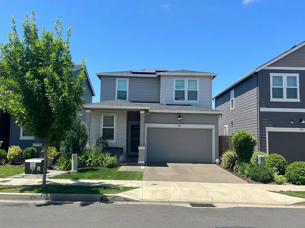 417 Himalaya St NE, Salem, OR 97301