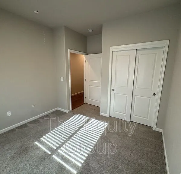 514 S Summit St #103 — Photo 14